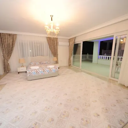 Villa Amira Villas