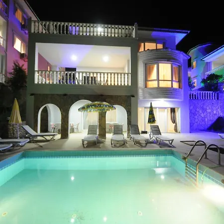 Villa Amira Villas